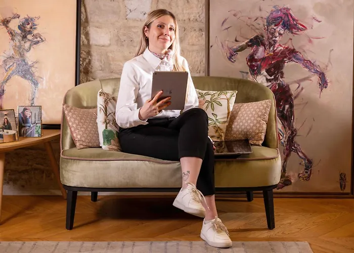 Hotel Des Arts Montmartre Parijs